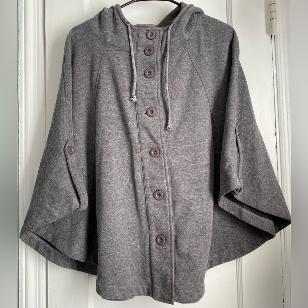Logix Women’s Hooded Short Lining Cape Poncho Front Buttons, Size Large